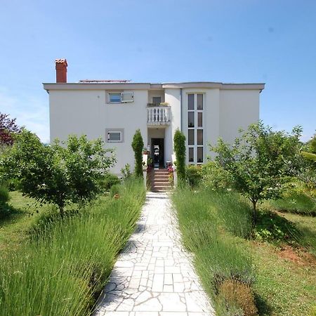 Apartments Nency By El-Pi Tours Malinska Zewnętrze zdjęcie