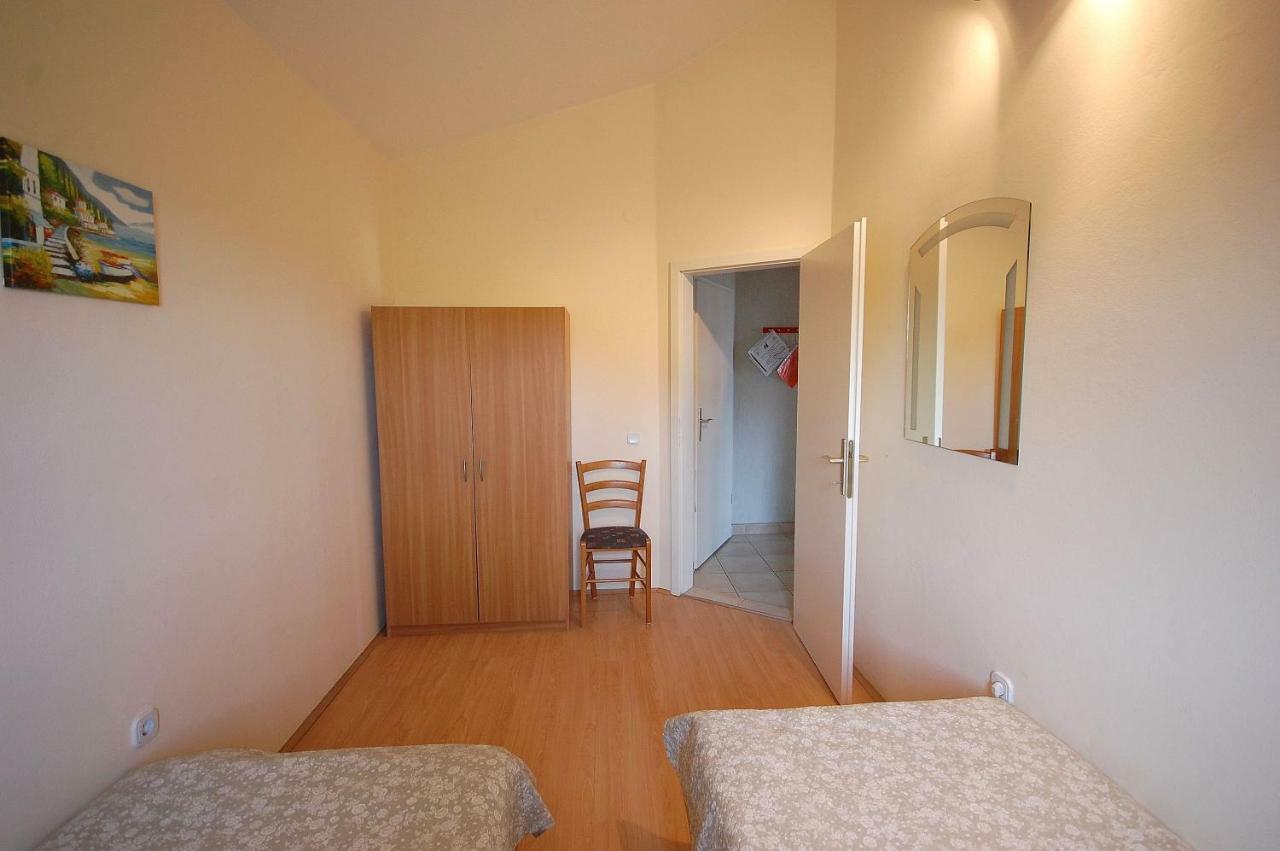 Apartments Nency By El-Pi Tours Malinska Zewnętrze zdjęcie