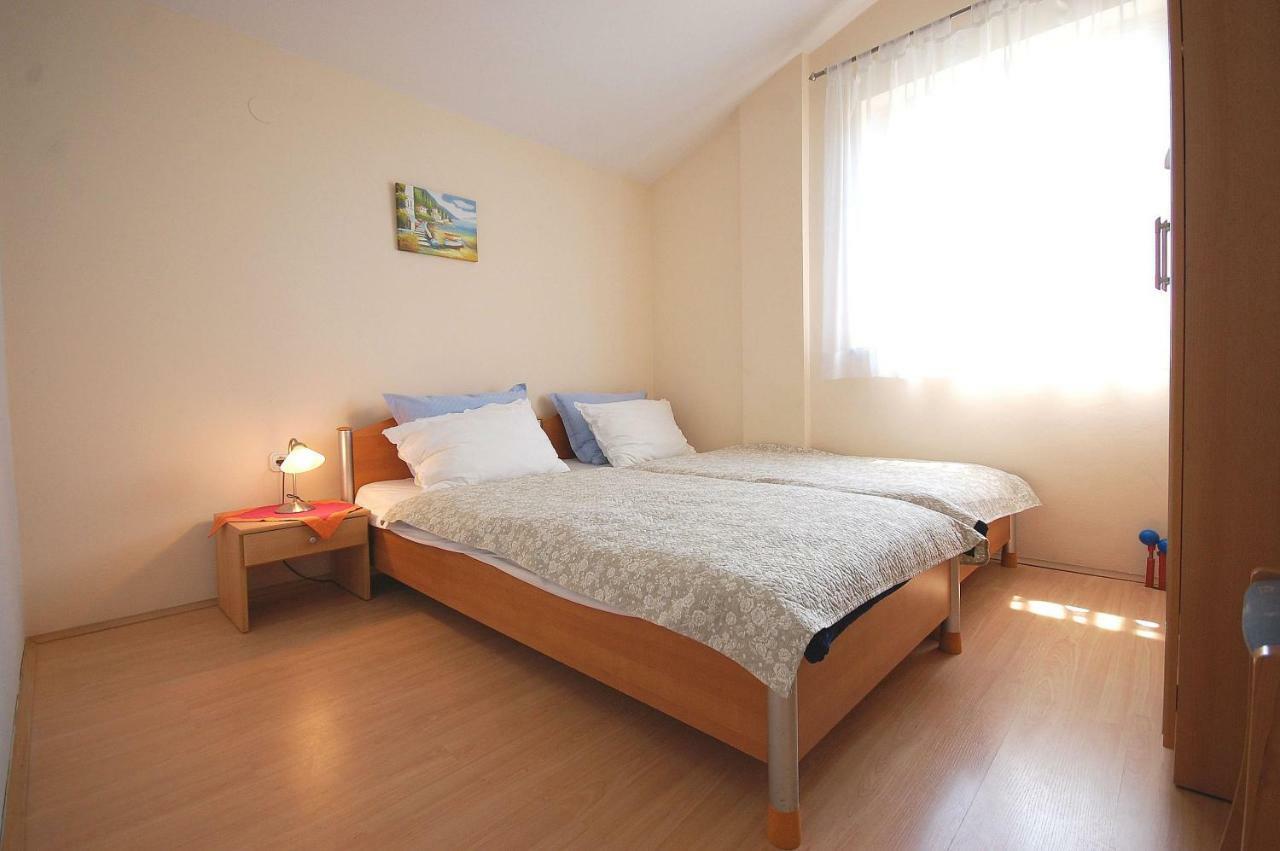 Apartments Nency By El-Pi Tours Malinska Zewnętrze zdjęcie